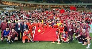 郑钦文狂揽1900万代言，伤病反弹能否满血冲2026？